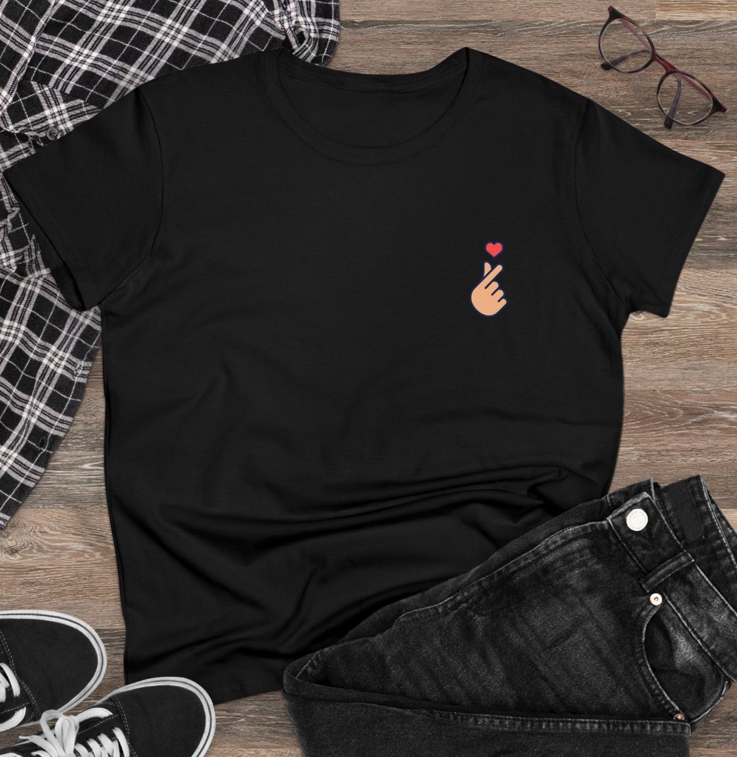 Finger Heart: Korean Women's Tee